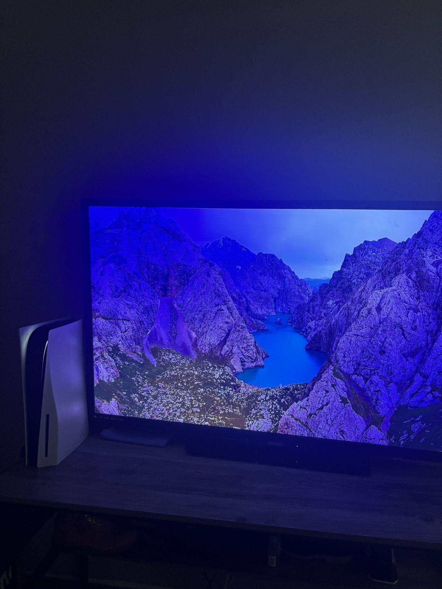 49.5 by 29 with 4k Ultra HD (Negotiable‼️