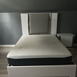 Dresser, Bed, Mattress 