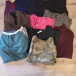 Womens Sweaters -Medium 