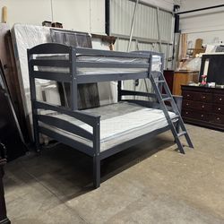Full over twin bunk bed $399