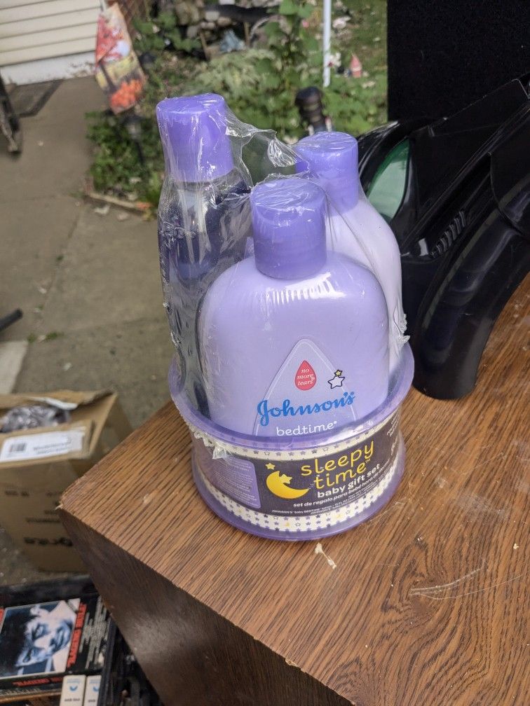 baby lotions and stuff for bath