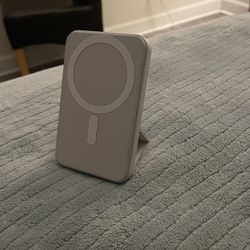 Phunkeetree Wireless Magnetic Power Bank