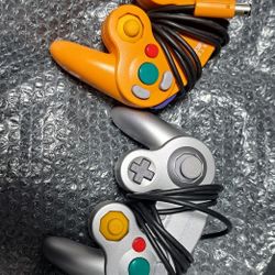 Game Cube Controllers 2x