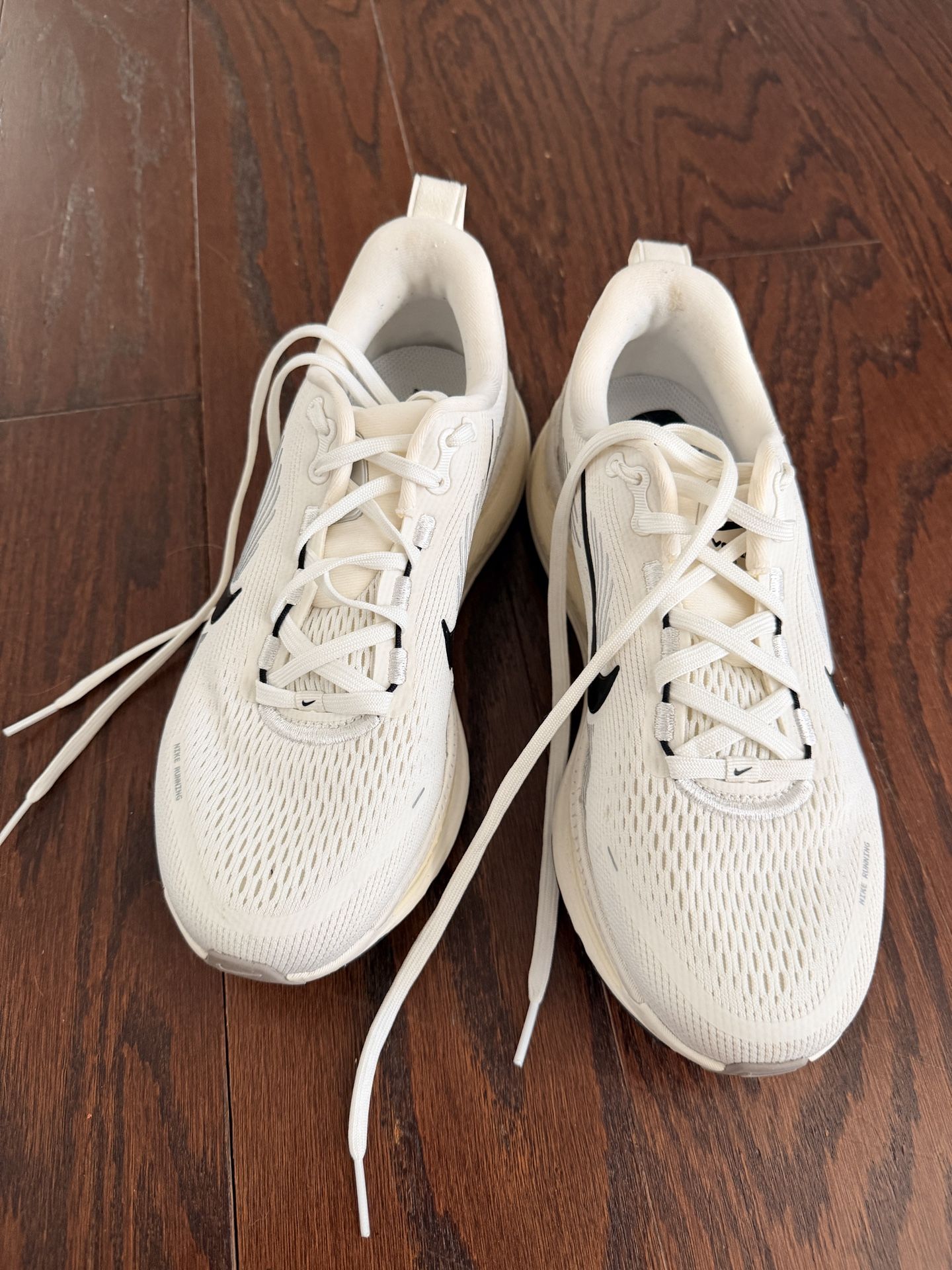 Women’s Nike Vomero 18 ** Price Reduced **