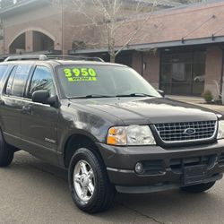2005 Ford Explorer