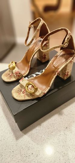 Coach Floral Block Heel Sandals Women's 7,5 Cream Canvas Gold C Logo Ankle Strap