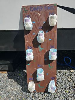 Diaper pong