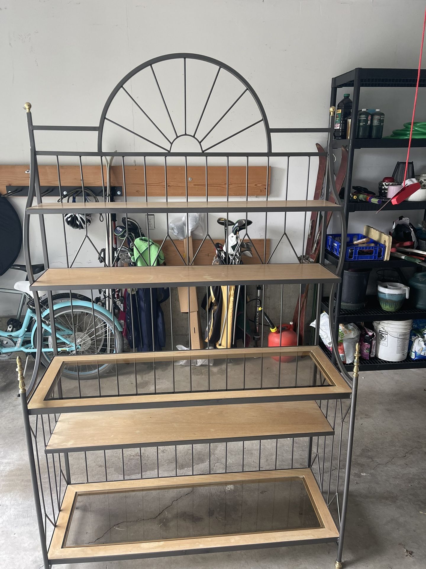 Baker’s Rack