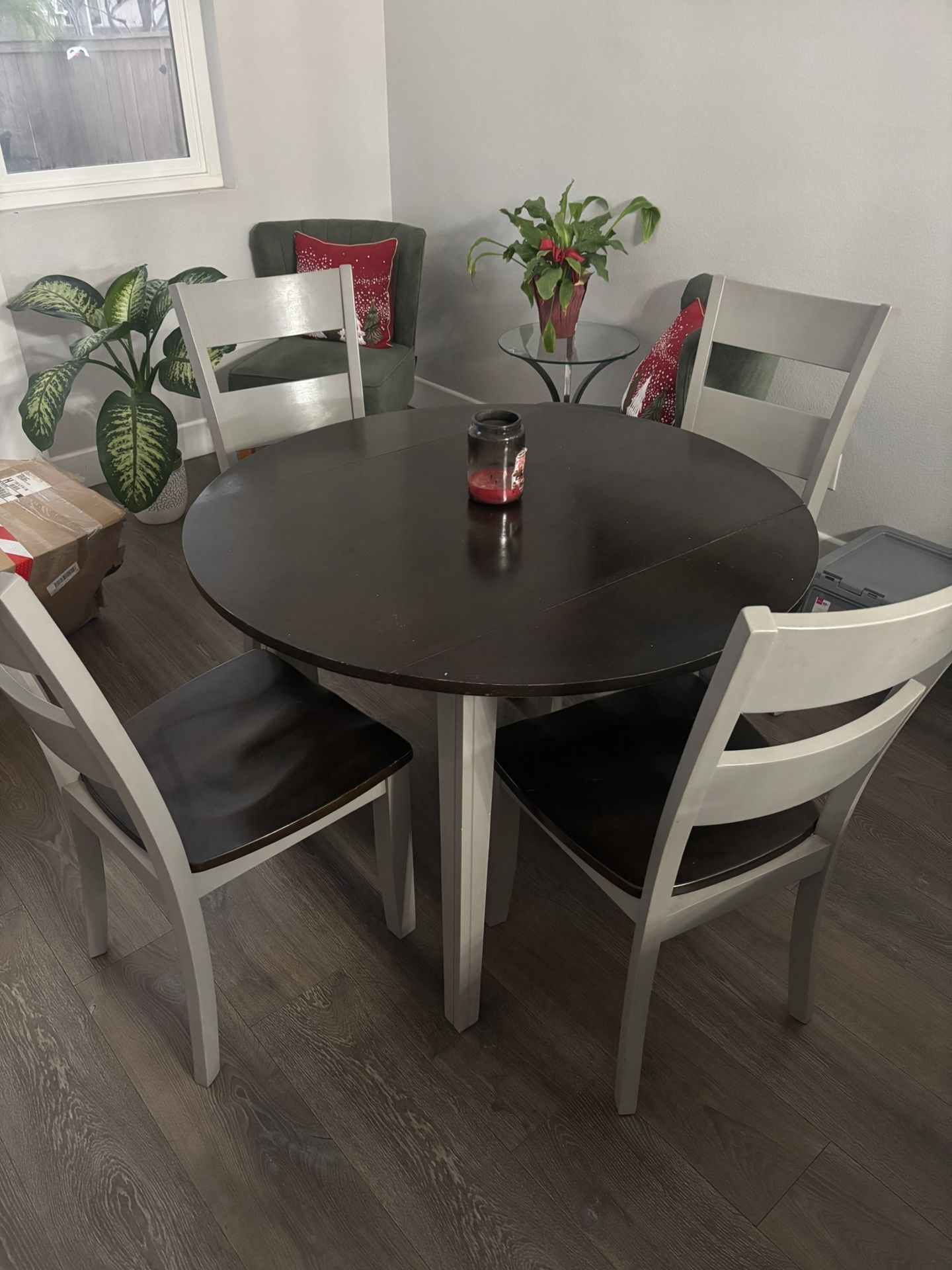 Breakfast Table
