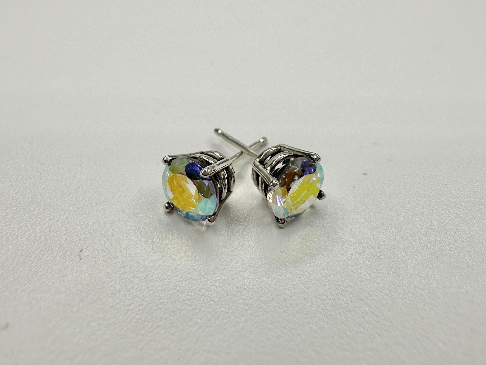 New Sterling Silver Topaz Earrings