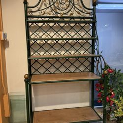 Display Metal/Wood Bakers Rack 