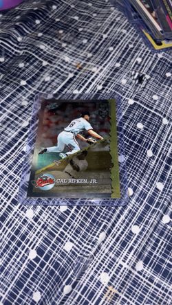 Score Sample gold cal Ripken jr