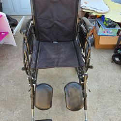 Wheel chair with legs