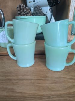 Fire king D handle mugs set of 4