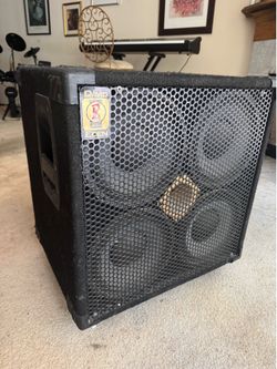 Eden D410T Bass Speaker Cabinet made in USA- 1080 watts- excellent condition
