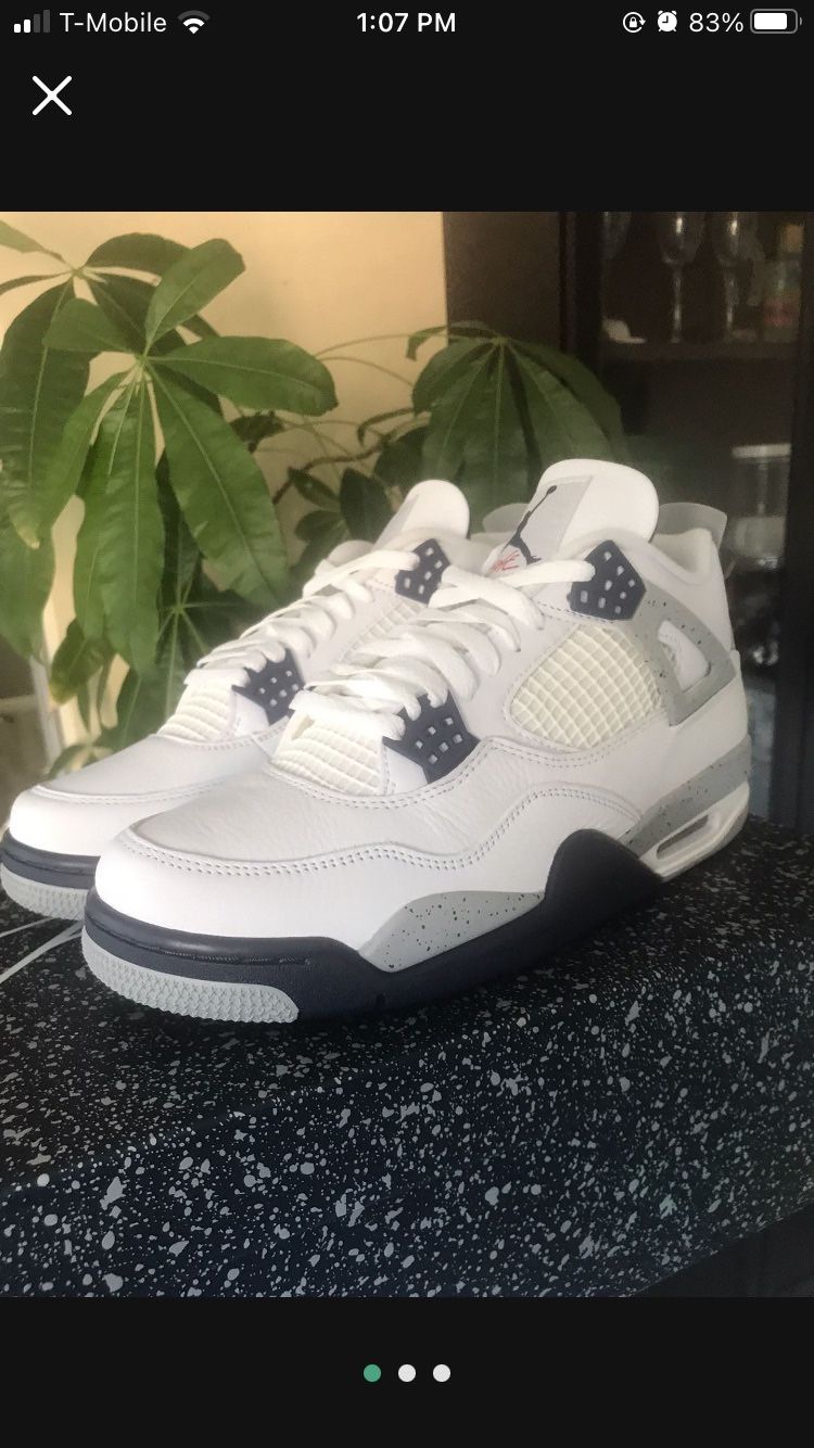 Jordan 4  Midnight Blue Size 9.5 