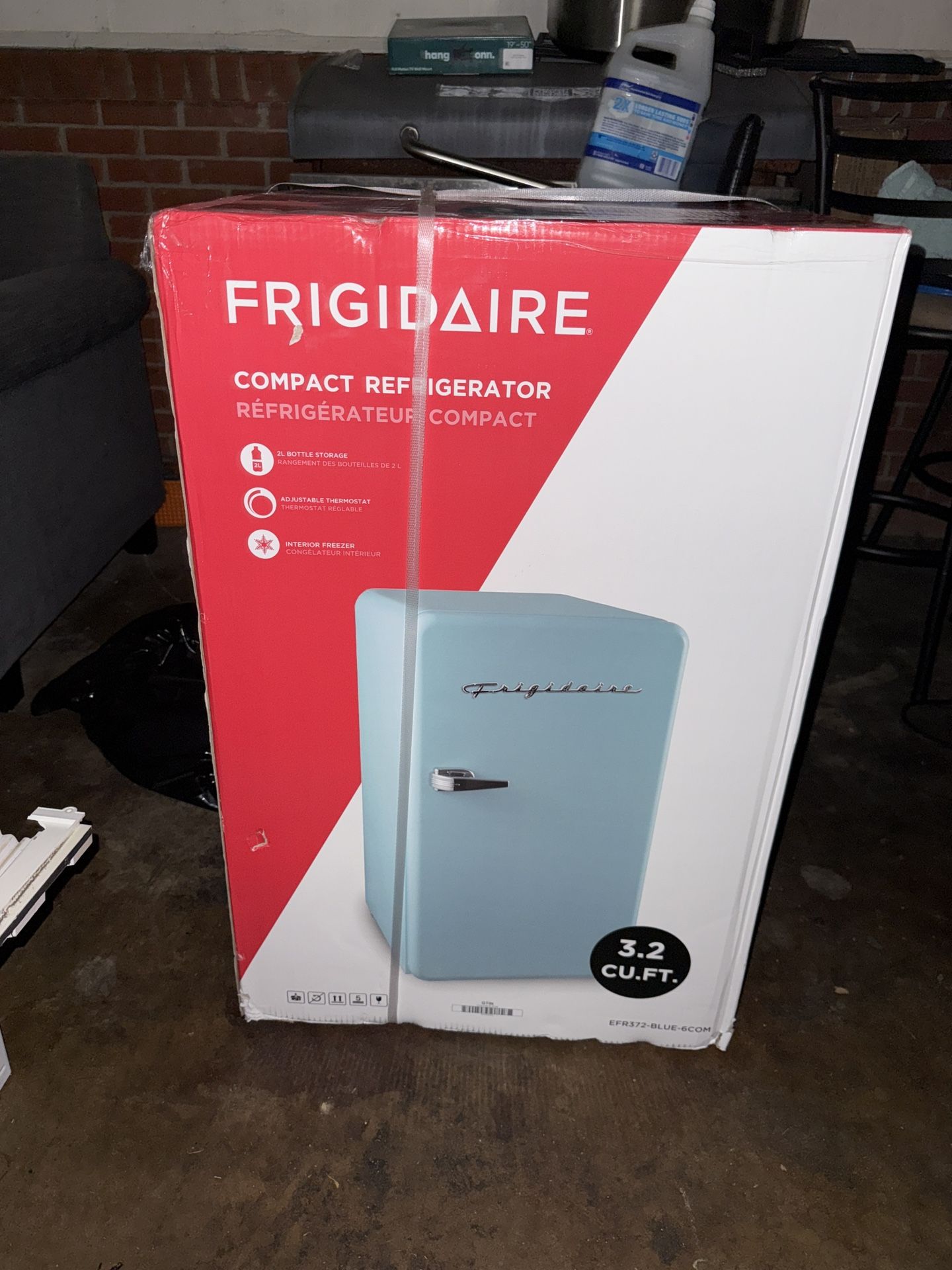 Frigidaire Compact Refrigerator 