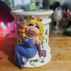 Rare  Ms. Piggy  And Kermit Cookie Jar