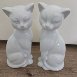 Preowned Vintage Otagiri MCM Ceramic Siamese Cat Figures 8" White Japan