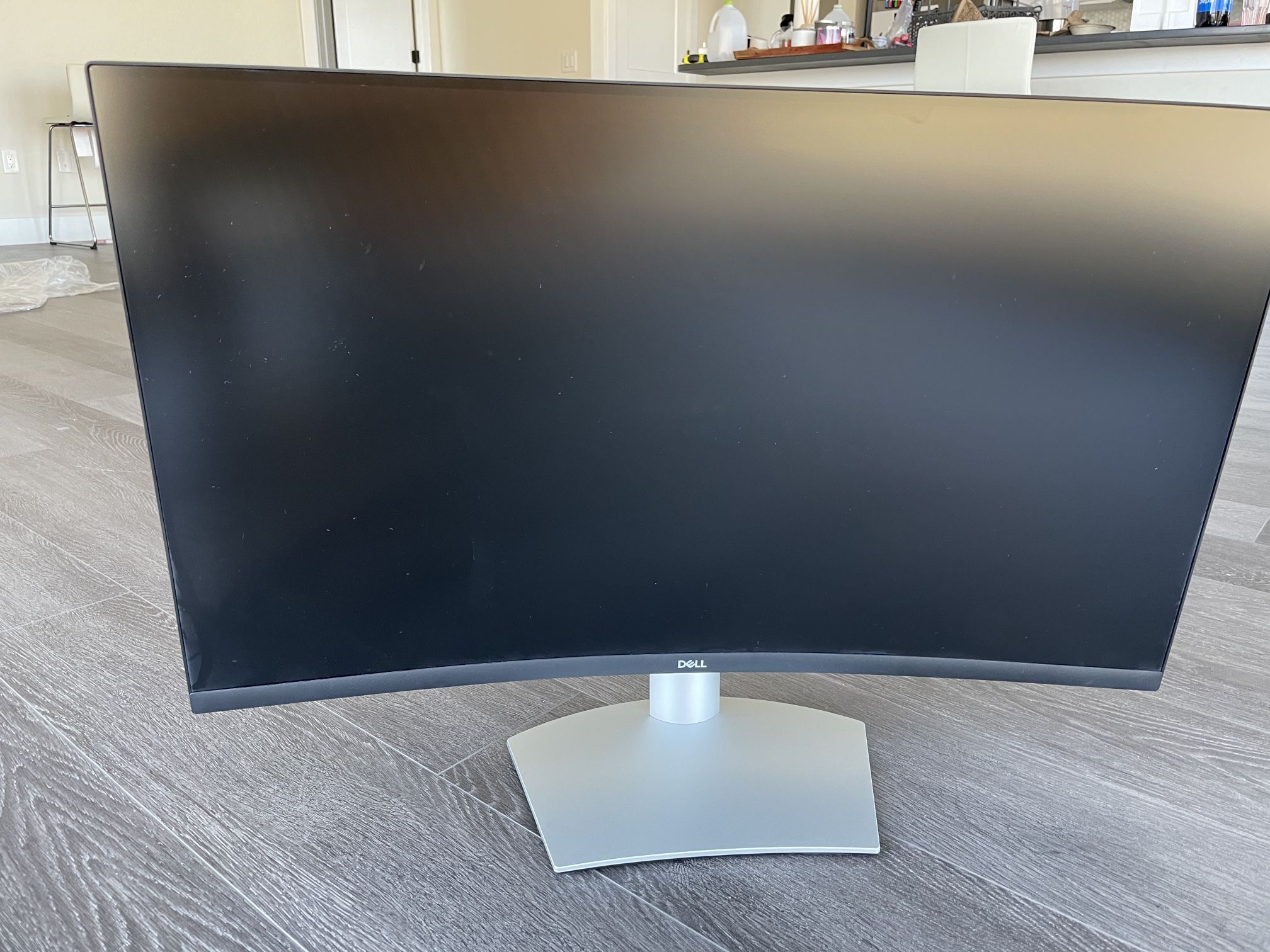 Dell 32 Curved 4K UHD Monitor - S3221QS for Sale in Kearny, NJ - OfferUp