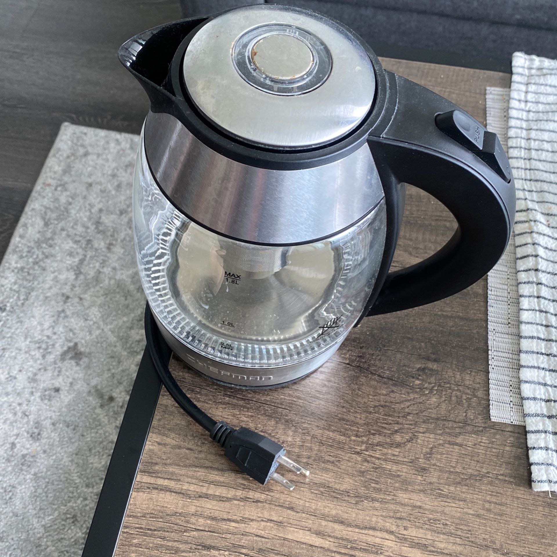 Hamilton Beach Electric Water Kettle for Sale in New York, NY - OfferUp