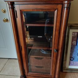 Marantz Reciever And Cabinet From Basset Furniture