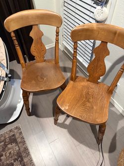 Set of 2 Wooden European Dining Chairs