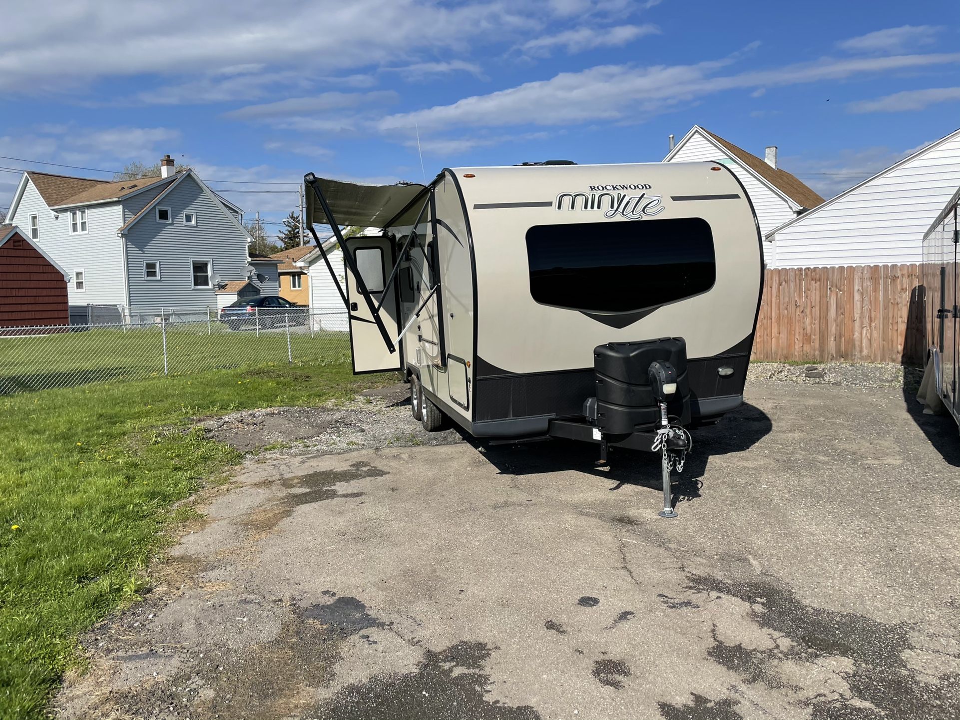 Photo 2020 Rockwood MiniLite 2109S 22ft