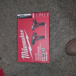 Milwaukee M12 2-Tool Combo Kit