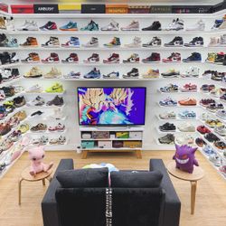 Buying Sell Me Ur Shoes