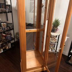 Glass/wood Cabinet