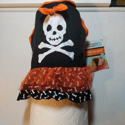 Martha Stewart Pet Costume Collection - Halloween Dog Dress Tutu - Skull & Crossbones - S - Brand New 
