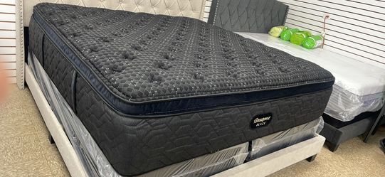 ‏Beauteyrest series three pillow top $799 only