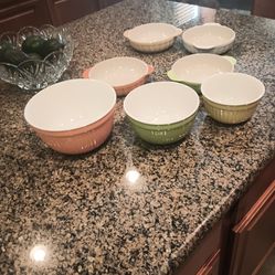 Vintage bowls perfect never used
