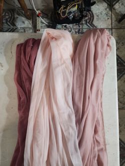 Twelve piece table runner pack various colors, pink.
