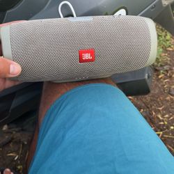 JBL Charge 3 