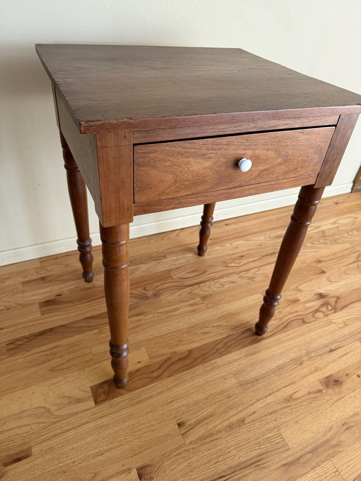 Antique End Table With Drawer