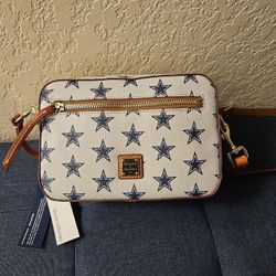 Dooney & Burke Dallas Cowboys crossbody purse!!💙🩶