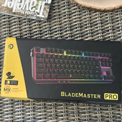Blade Master Pro Keyboard With Color $25 