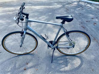 Cannondale Quick 5 Hybrid Bike Gray Aluminum Jumbo Frame
