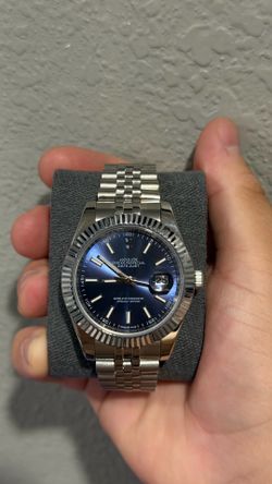 Watch Blue Dial