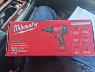 Milwaukee m18 precision blower