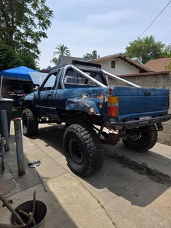 1985 toyota crawler