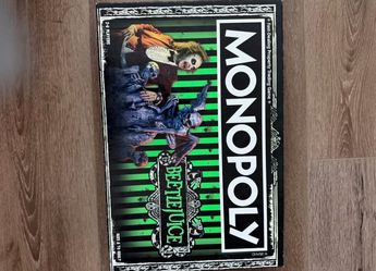 Beetle juice monopoly game