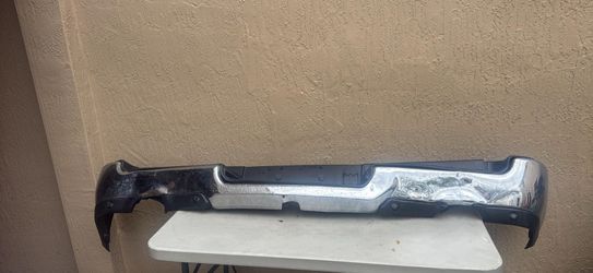 Ram 1500 Crome bumper whit sensors