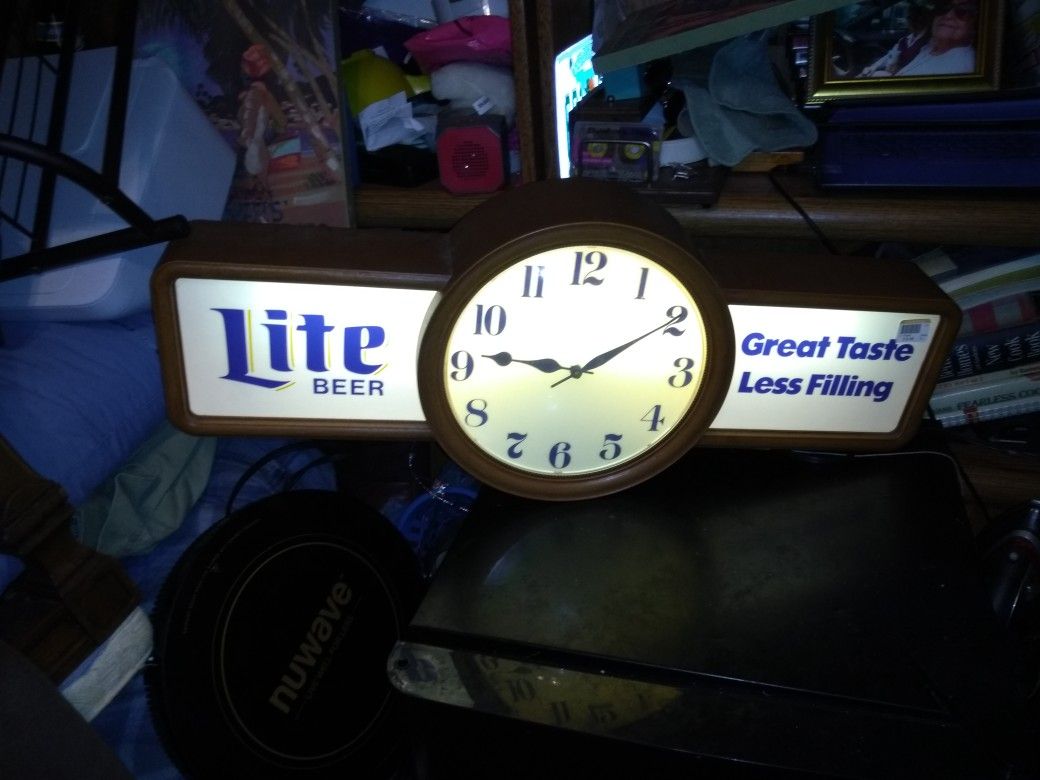 Miller Lite Retro 1987 Beer Sign Clock For Man Cave