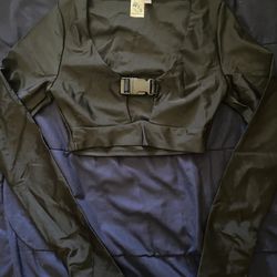 Iheartraves Black Crop Top