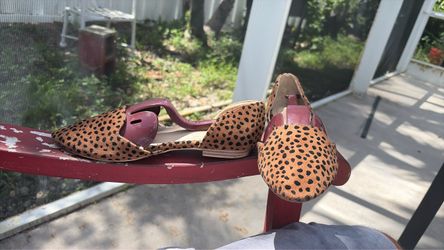 Cheetah Print Pointed-Toe Flats Sz 6.5