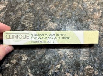 NEW CLINIQUE QUICKLINER FOR EYES INTENSE EYELINER IN INTENSE BLACK $5!