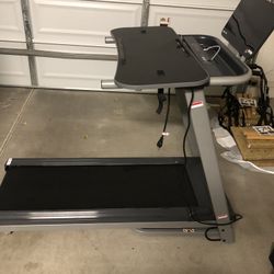 Like New Incline Treadmill 